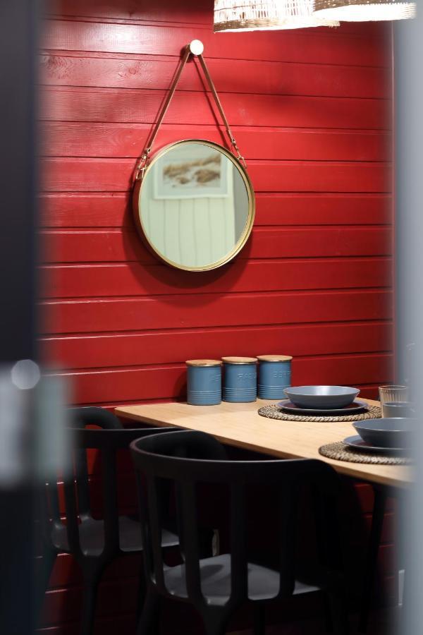 Red & Blue By Oneapartments Σόποτ Εξωτερικό φωτογραφία