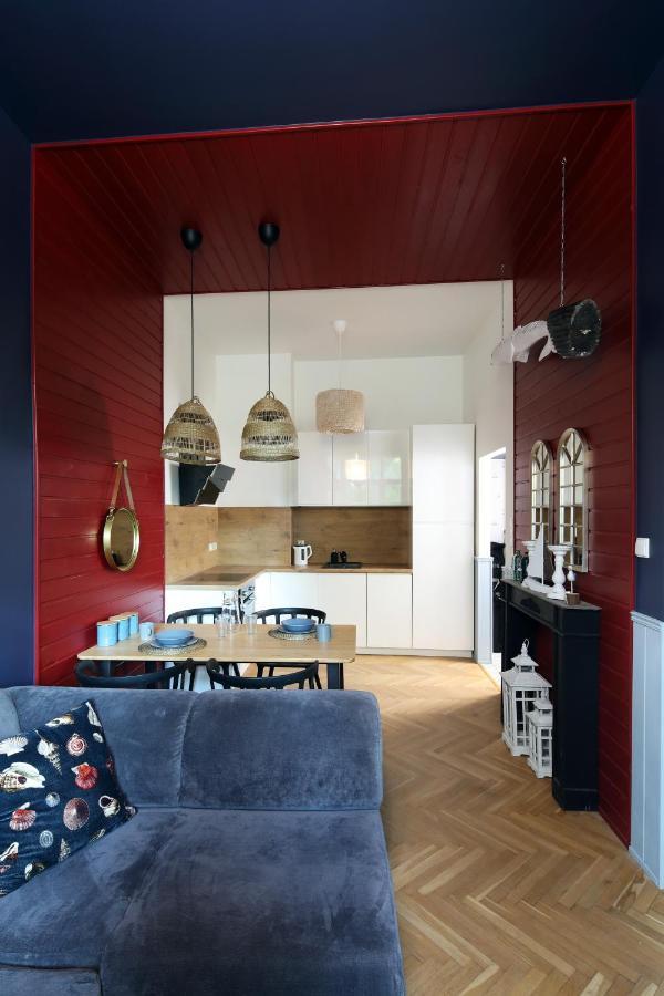 Red & Blue By Oneapartments Σόποτ Εξωτερικό φωτογραφία